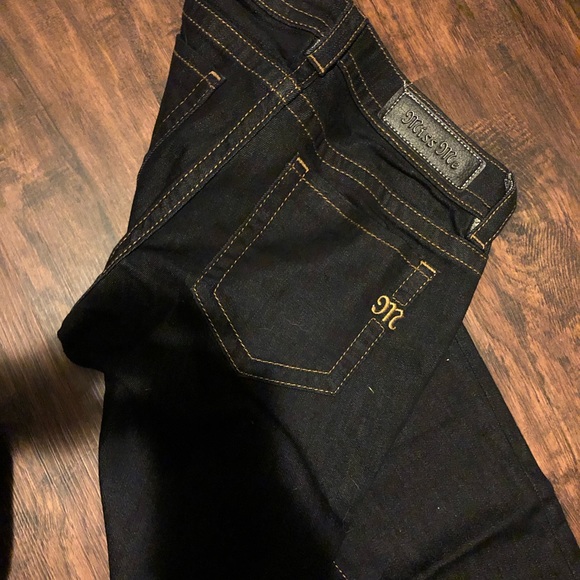 Miss Me Dark Midrise 28x32 - Picture 3 of 3